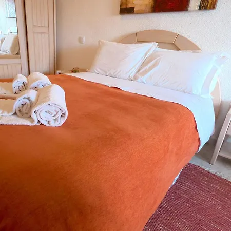 Ch 1 E 2 Two Up To 10 Guests Casa Da Horta, T1 & T2 Lägenhet Albufeira
